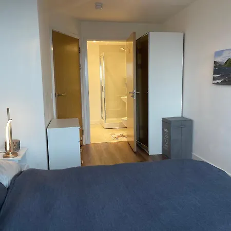 Luxury 2 Bedroom En-Suite Apartment Balcony Views Manchester Exterior photo