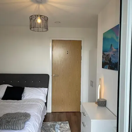 Luxury 2 Bedroom En-Suite Apartment Balcony Views Manchester Exterior photo
